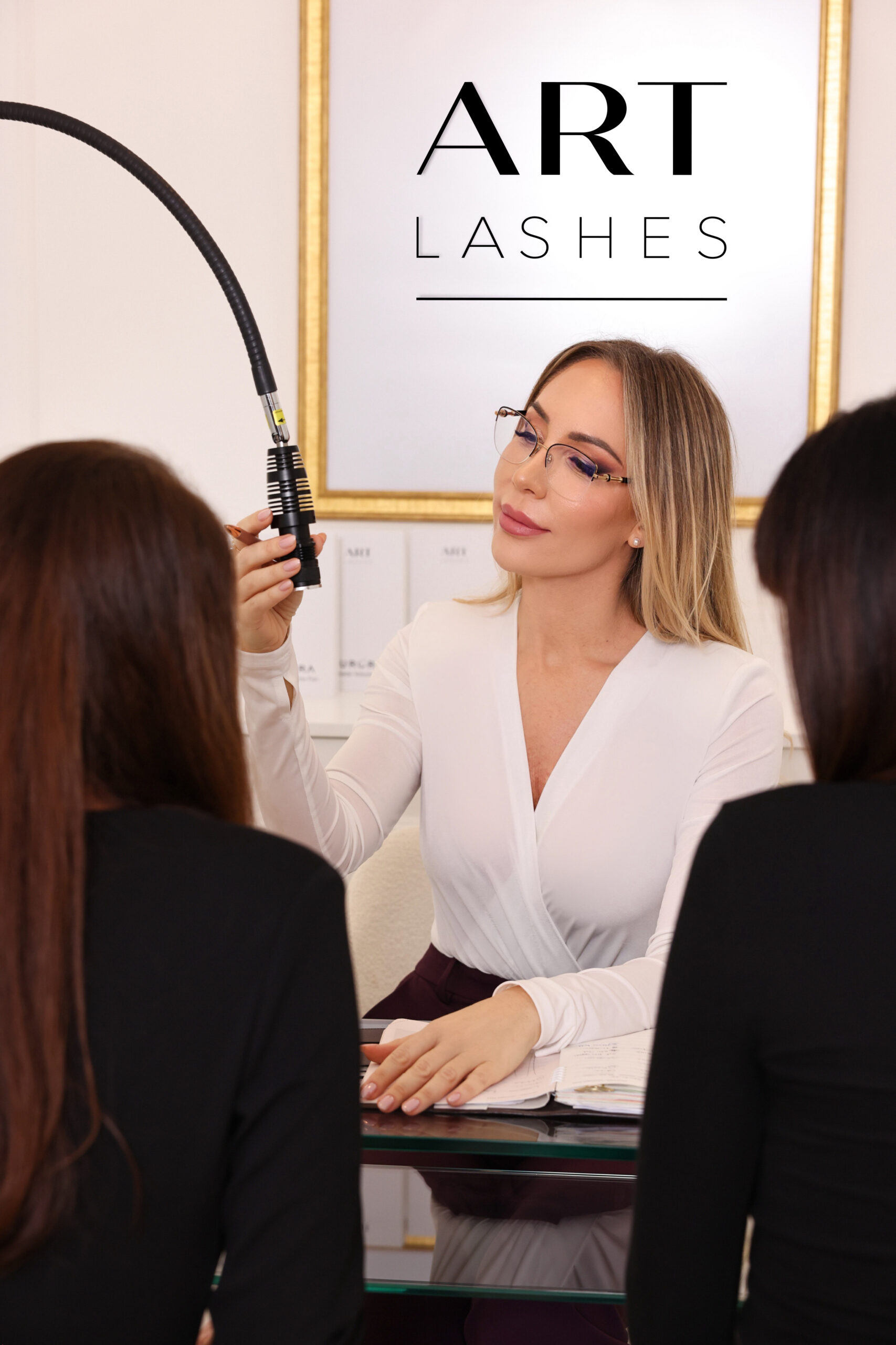 Herke Zita szempillastylist mester Herke Zita szempillastylist mester